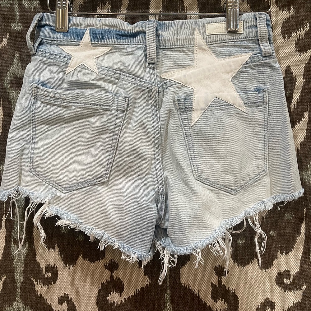 Cute Blank NYC cutoffs. USA. 4th of July
